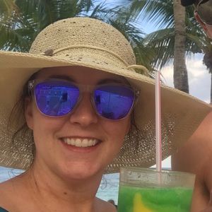 Meet your Posher, Aryn